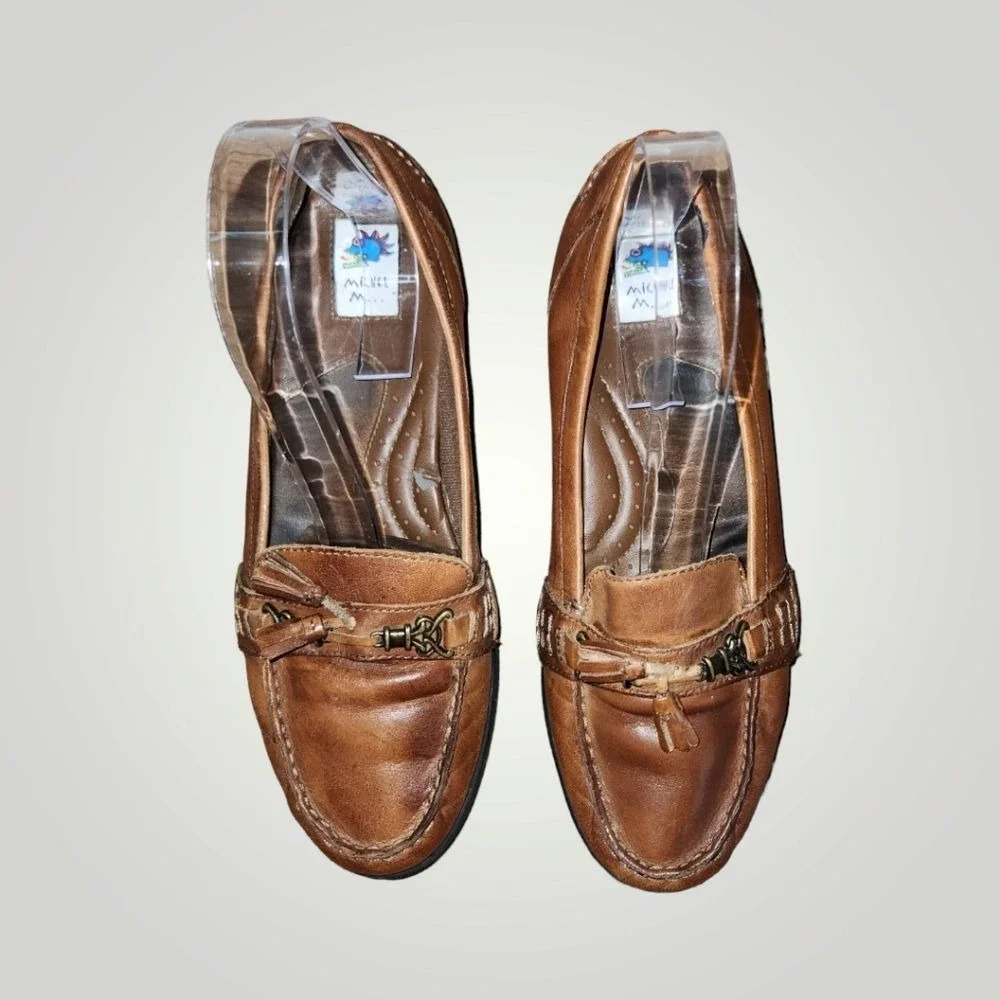 Michel M 7.5 M brown slip on tassel loafer
